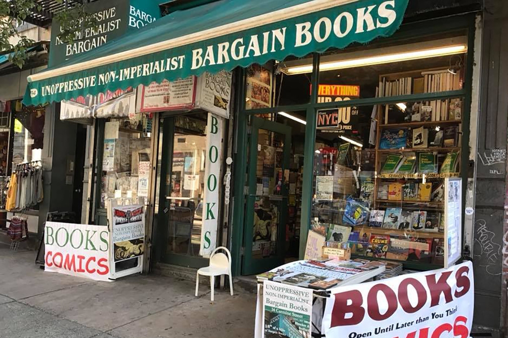 livres non oppressifs fermant greenwich village